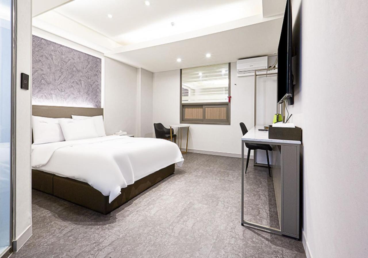 Regency Hotel Seongnam Exteriör bild