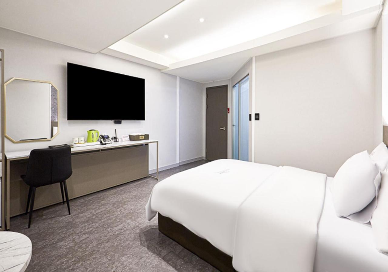 Regency Hotel Seongnam Exteriör bild