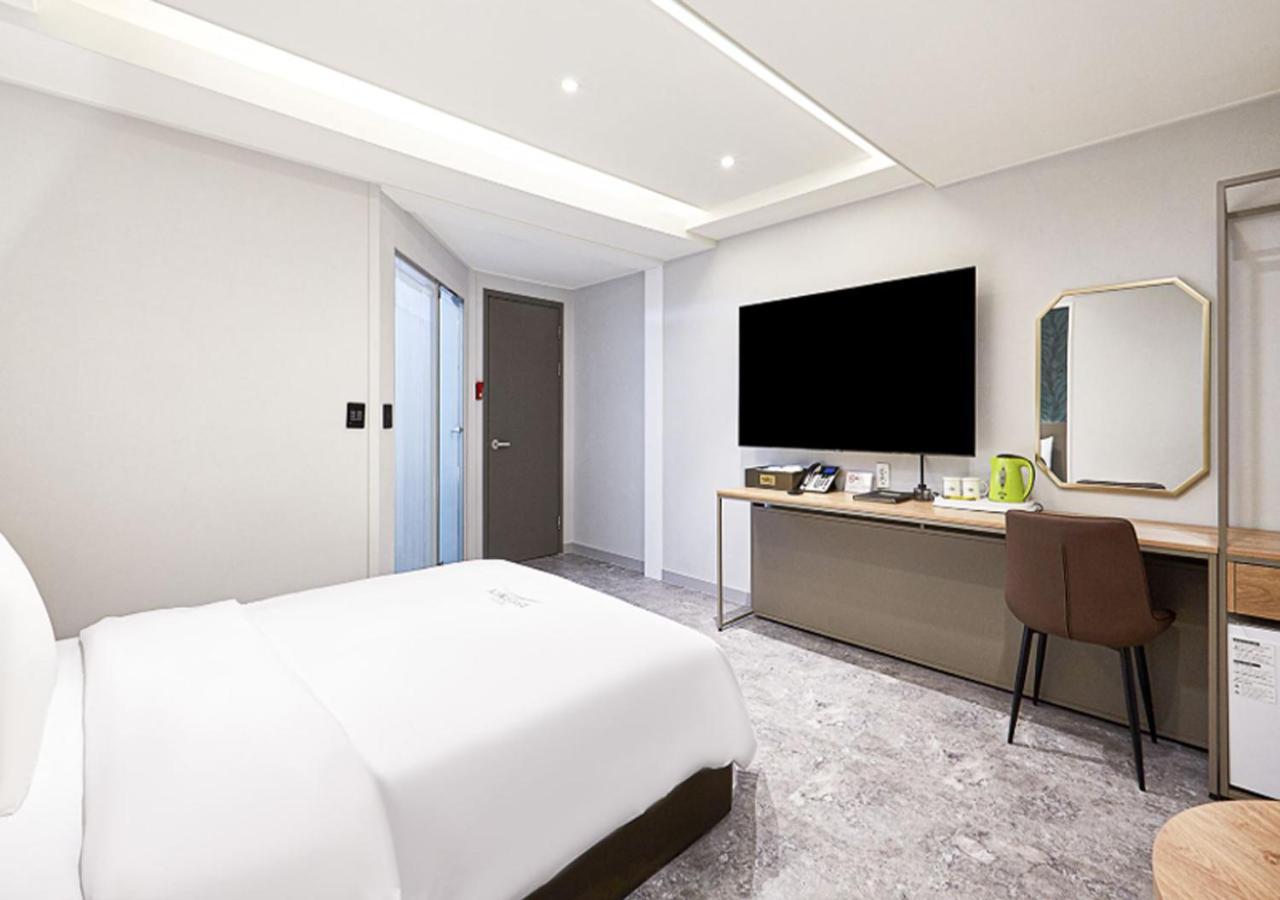 Regency Hotel Seongnam Exteriör bild