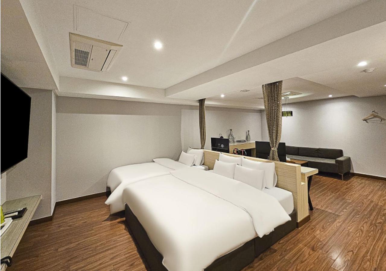 Regency Hotel Seongnam Exteriör bild
