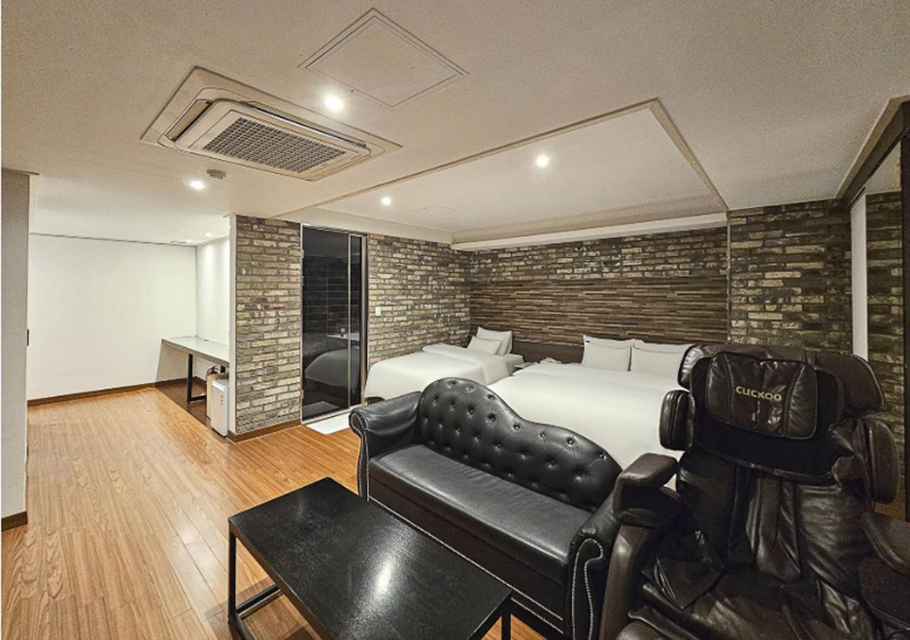 Regency Hotel Seongnam Exteriör bild