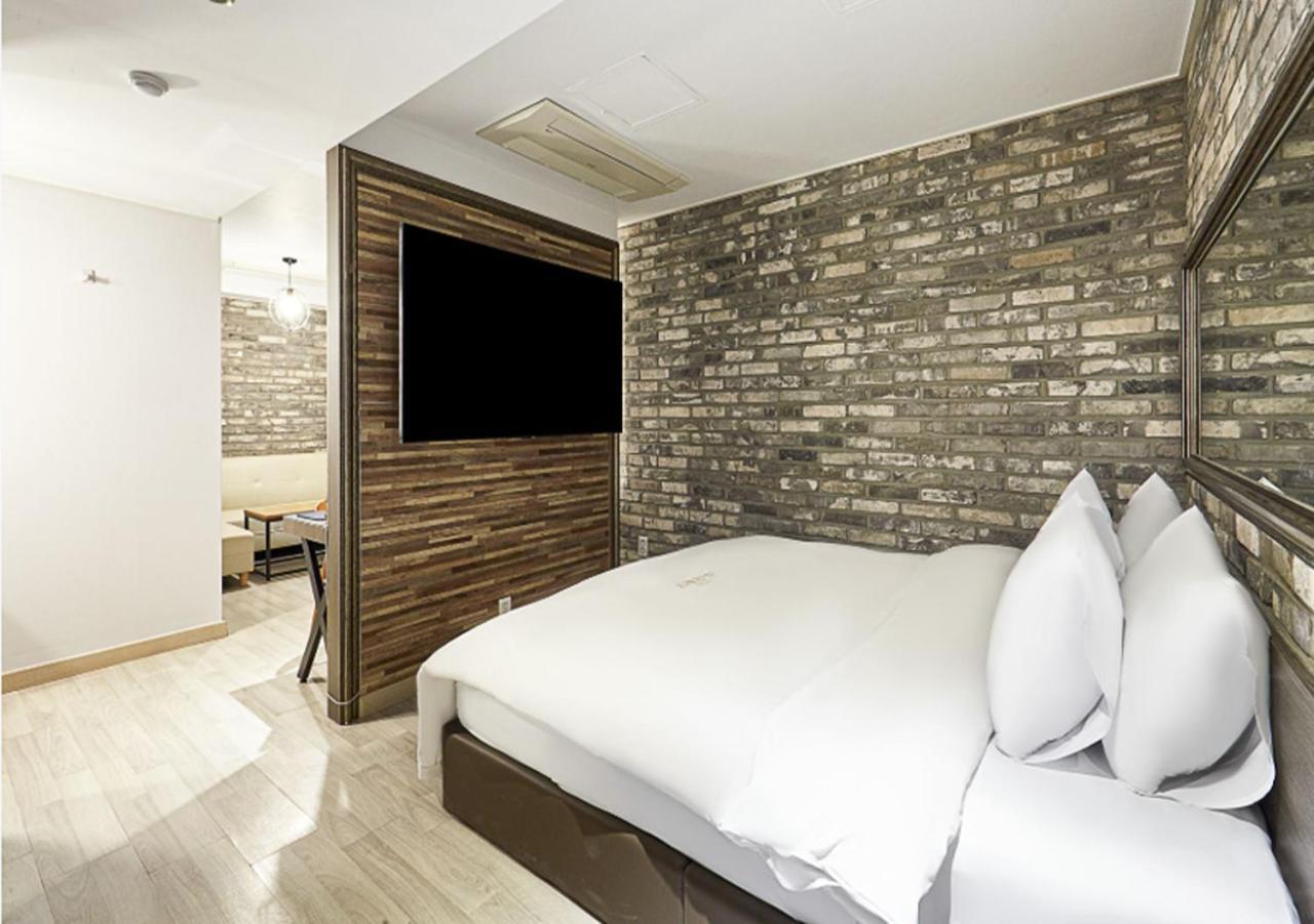 Regency Hotel Seongnam Exteriör bild