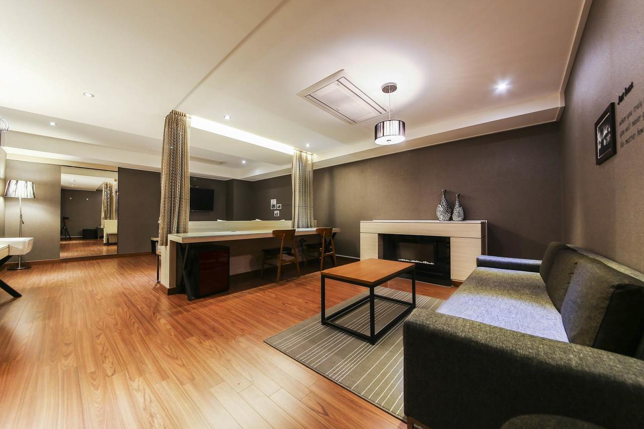 Regency Hotel Seongnam Exteriör bild